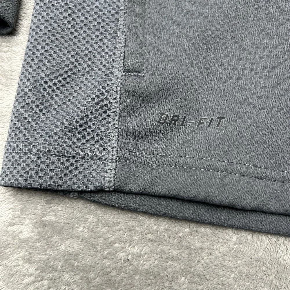 Nike Pullover Men's XL Gray Dri-FIT 1/4 Zip Mock Neck Athletic Performance